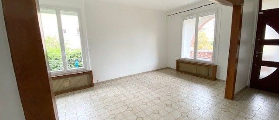 House 5 rooms of 133 m² in Colombes (92700)