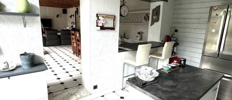 House 8 rooms of 200 m² in Limay (78520)