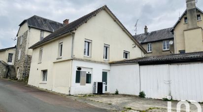 Maison de village 5 pièces de 83 m² à Feugères (50190)