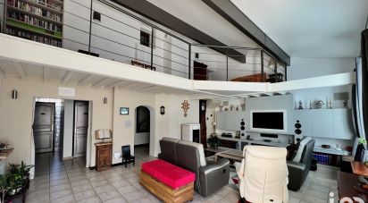 House 5 rooms of 295 m² in Mauvezin (32120)
