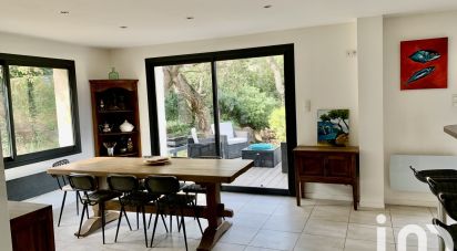 House 9 rooms of 186 m² in Toulon (83000)