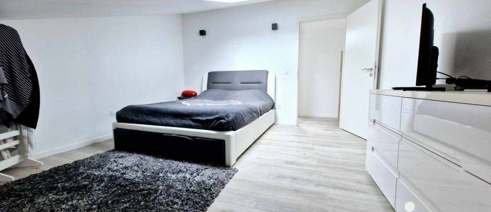 Appartement 4 pièces de 86 m² à Toul (54200)