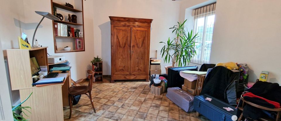 Town house 7 rooms of 170 m² in - (49380)