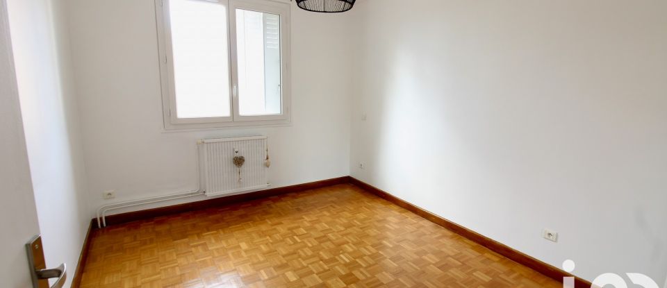 Apartment 4 rooms of 72 m² in Aubenas (07200)