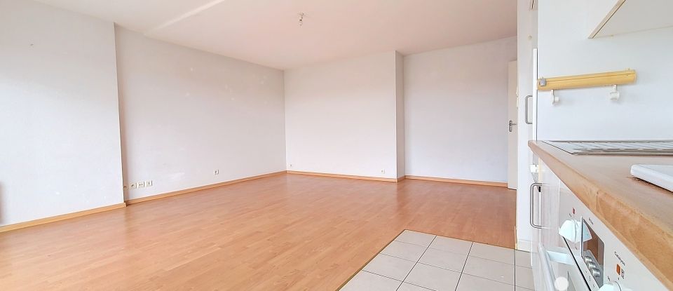 Apartment 3 rooms of 56 m² in Pluneret (56400)