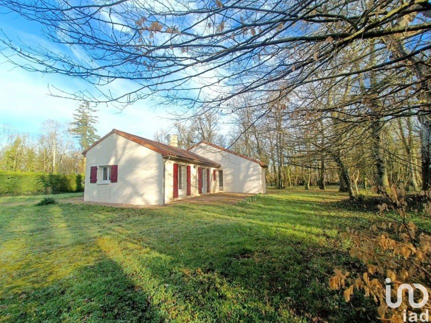 Vente Maison 118m² 5 Pièces à Vouillé (86190) - Iad France