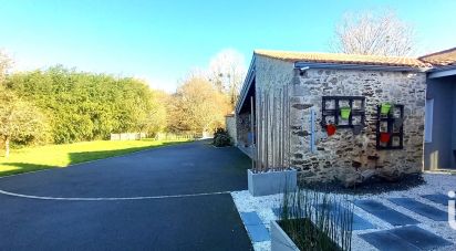 House 7 rooms of 220 m² in Bellevigny (85170)