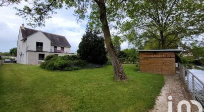 Maison traditionnelle 9 pièces de 248 m² à La Chartre-sur-le-Loir (72340)