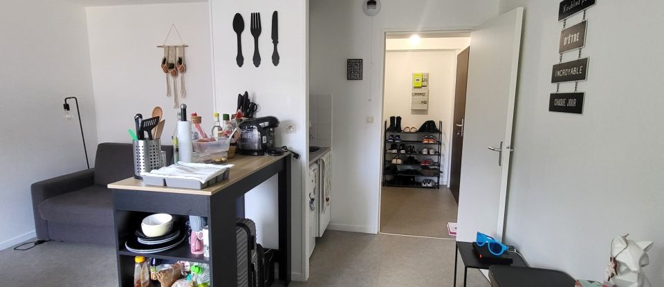 Apartment 1 room of 30 m² in Amiens (80000)