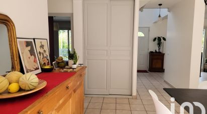 Traditional house 6 rooms of 122 m² in Orsay (91400)