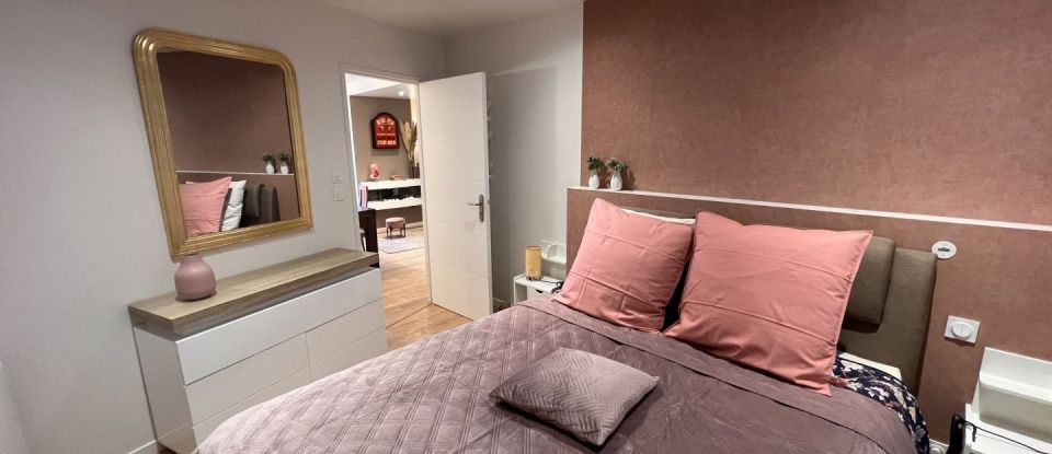 Apartment 3 rooms of 92 m² in Morlaix (29600)