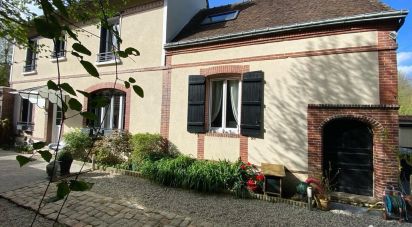 House 8 rooms of 186 m² in Nogent-le-Roi (28210)