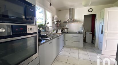 House 5 rooms of 120 m² in Andernos-les-Bains (33510)