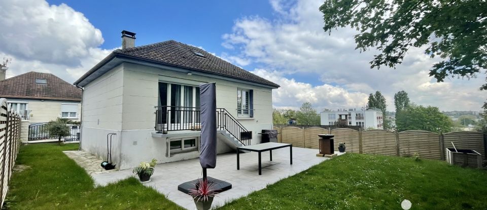 House 5 rooms of 97 m² in Longjumeau (91160)