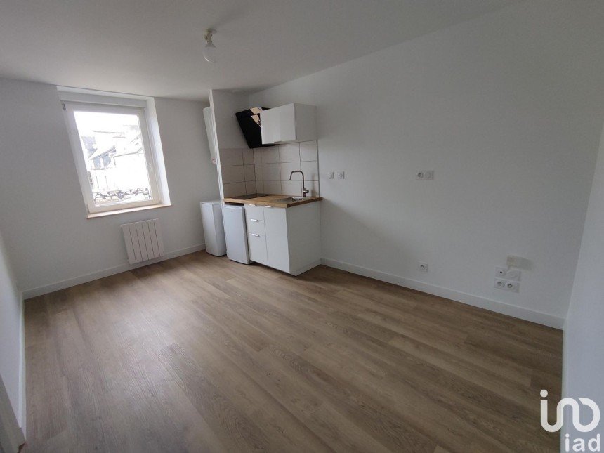 Apartment 2 rooms of 25 m² in Carhaix-Plouguer (29270)