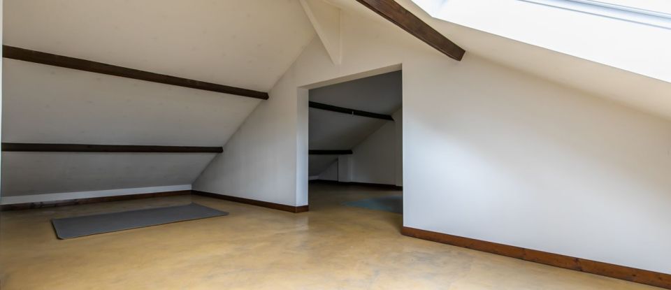 Maison traditionnelle 5 pièces de 200 m² à Montreuil (93100)