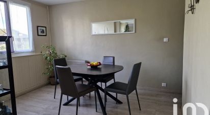 Apartment 3 rooms of 79 m² in Meylan (38240)