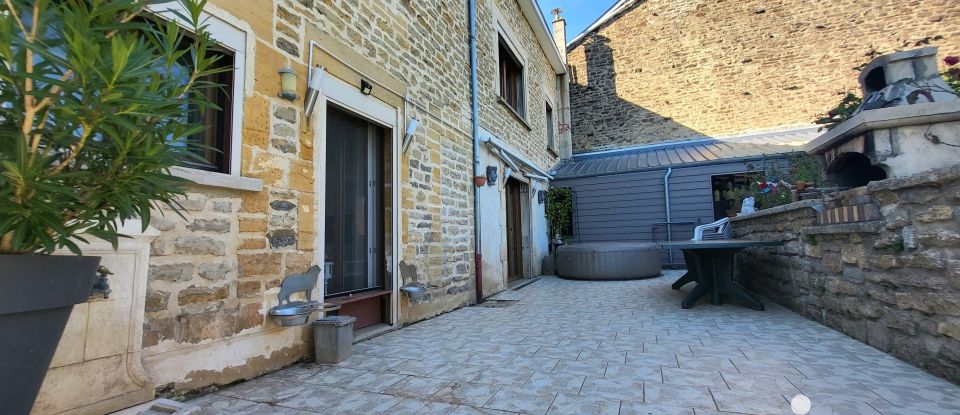 Village house 7 rooms of 183 m² in Saint-Menges (08200)