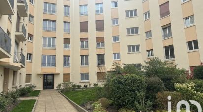 Apartment 6 rooms of 117 m² in Versailles (78000)