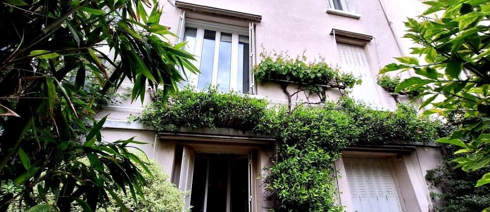 Maison 7 pièces de 137 m² à Paris (75013)