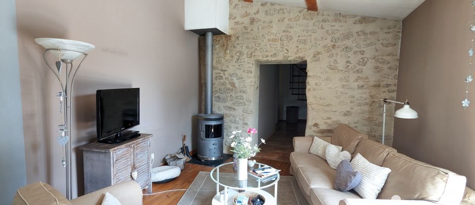 Country house 4 rooms of 134 m² in Tournon-sur-Rhône (07300)