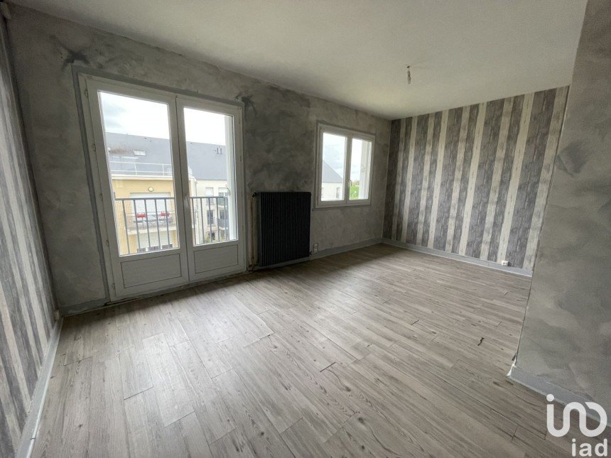 Apartment 3 rooms of 61 m² in Beaugency (45190)
