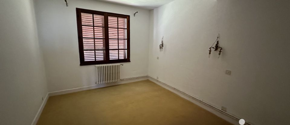 Maison 6 pièces de 155 m² à Compreignac (87140)