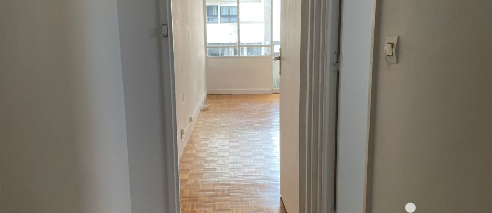 Appartement 1 pièce de 25 m² à Paris (75020)