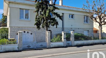 House 6 rooms of 190 m² in Aytré (17440)