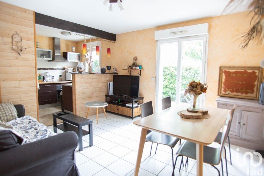 Apartment 2 rooms of 44 m² in Bègles (33130)