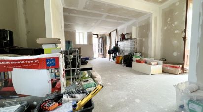 House 5 rooms of 74 m² in Marans (17230)