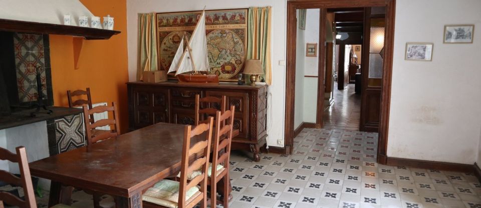 House 8 rooms of 230 m² in Fitou (11510)