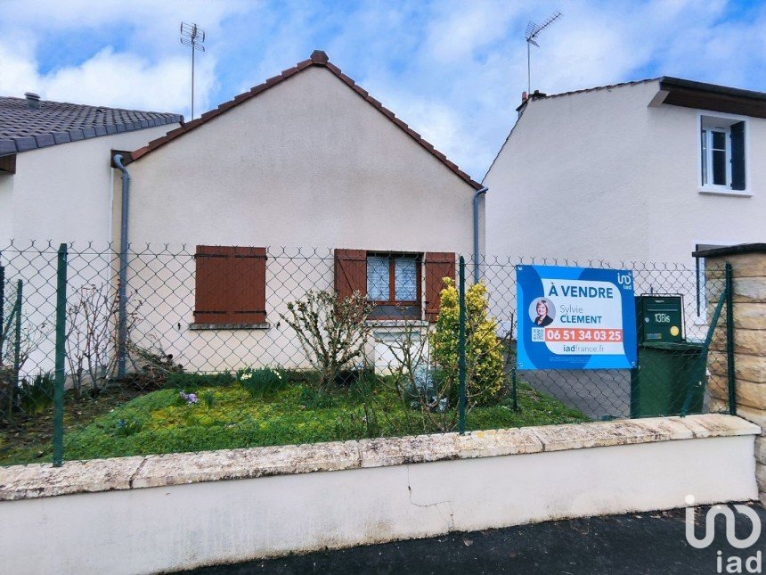 House 4 rooms of 76 m² in Châlons-en-Champagne (51000)