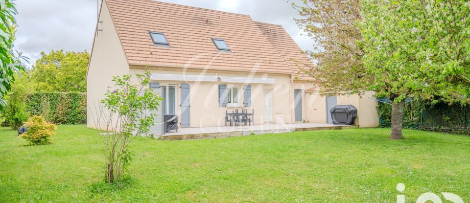 House 6 rooms of 120 m² in Juilly (77230)