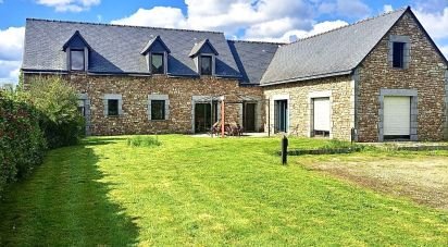 House 6 rooms of 240 m² in Juvigné (53380)