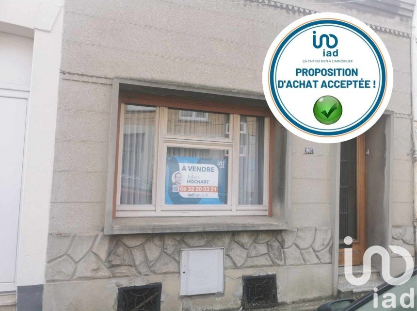 Town house 5 rooms of 90 m² in Hénin-Beaumont (62110)