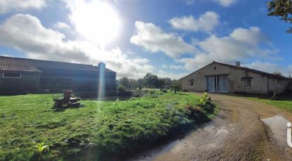 Country house 6 rooms of 209 m² in Saint-Maurice-la-Clouère (86160)