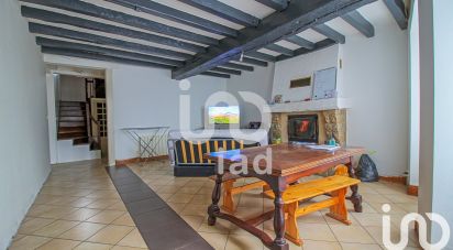 House 6 rooms of 158 m² in Bazougers (53170)