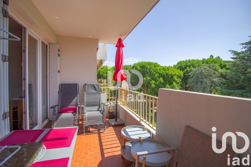Apartment 1 room of 35 m² in Fréjus (83600)