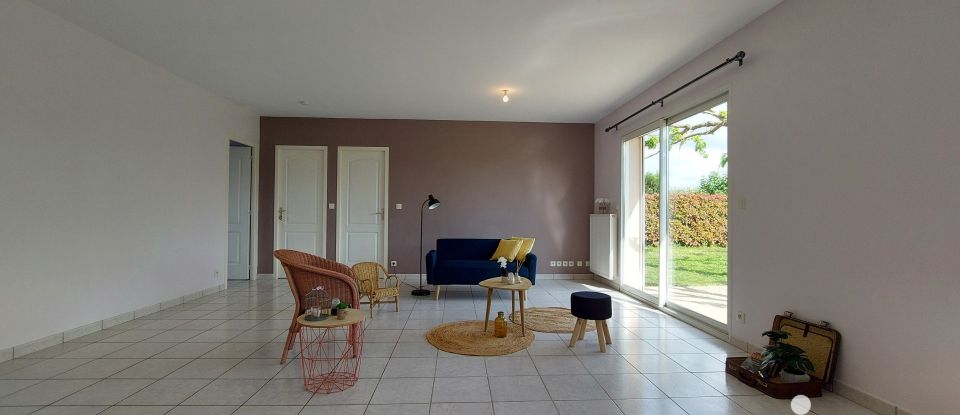House 4 rooms of 116 m² in Romans-sur-Isère (26100)