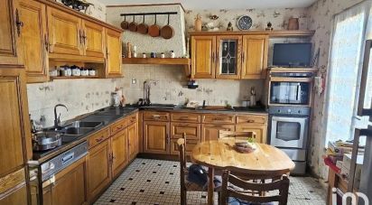 House 5 rooms of 119 m² in Rosnay (36300)