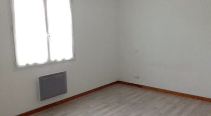 House 4 rooms of 87 m² in Aizenay (85190)