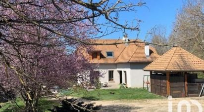 Traditional house 8 rooms of 199 m² in Saint-Baudille-et-Pipet (38710)
