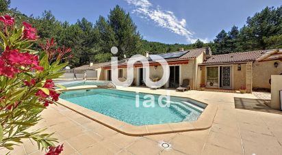 House 6 rooms of 126 m² in Cuges-les-Pins (13780)