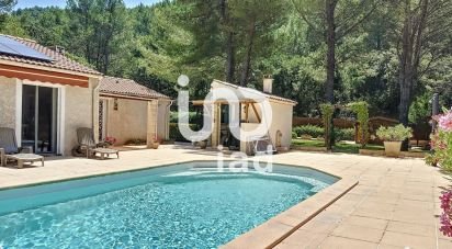 House 6 rooms of 126 m² in Cuges-les-Pins (13780)