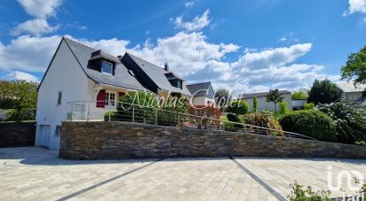 House 8 rooms of 230 m² in Angers (49000)