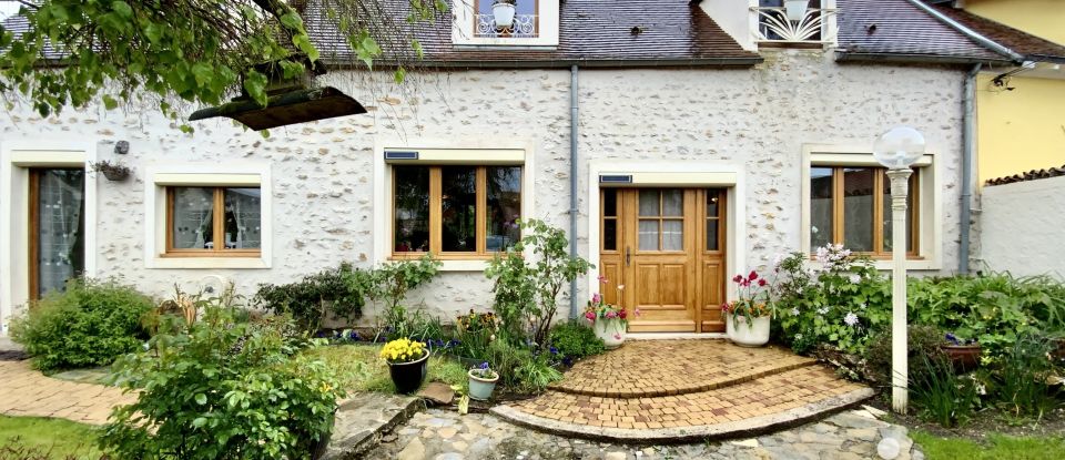 Maison de village 6 pièces de 198 m² à Boissy-le-Sec (91870)