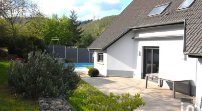 House 7 rooms of 216 m² in Thann (68800)