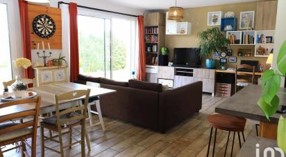 House 4 rooms of 88 m² in Douville (24140)