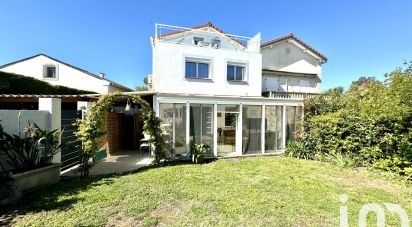 House 4 rooms of 105 m² in Antibes (06600)